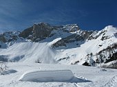 10 Rifugio dei maiali sepolto dalla neve